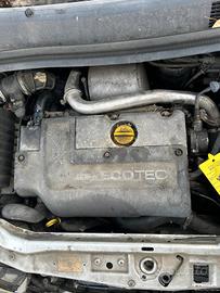 OPEL ZAFIRA motore usato Y20DTH