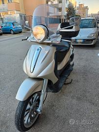 Piaggio Beverly 500