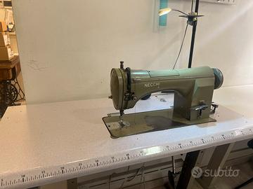 Macchina per cucire necchi lineare