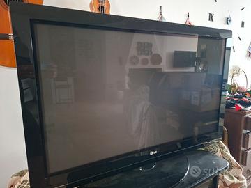 Televisore al plasma marca LG