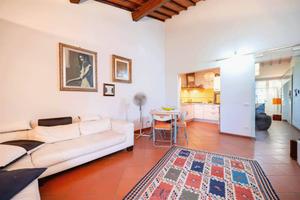 Appartamento di 70 m² con 2 locali e posto auto a 