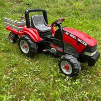 Trattore per bimbi a pedali PEG PEREGO