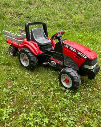 Trattore per bimbi a pedali PEG PEREGO
