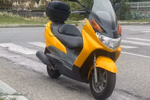 Suzuky burgman 150 uh