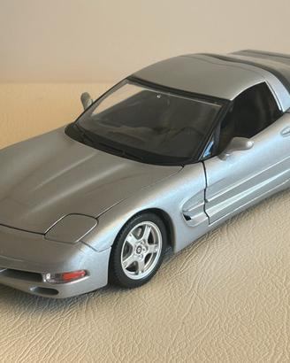 Corvette C5 1/18