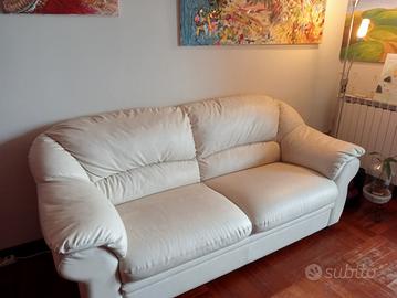 2 divani 2/3 posti