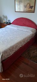 Letto matrimoniale con contenitore