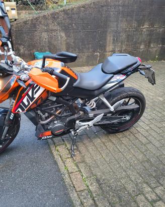KTM DUKE 125
