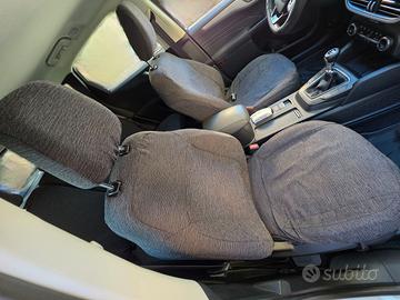 Copri sedili su misura per Ford Kuga III.