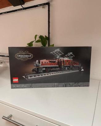 Lego Locomotiva coccodrillo Motorizzabile +OMAGGIO