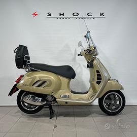 Piaggio Vespa 300 GTS 75th anniversario