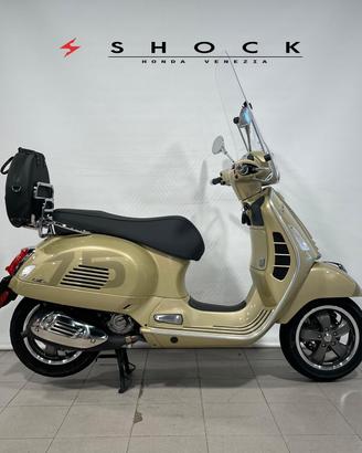 Piaggio Vespa 300 GTS 75th anniversario