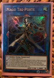 Mago Tre-Porte 1a edizione ultra rara Yu-Gi-Oh!