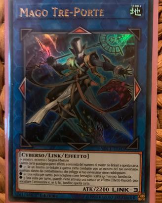 Mago Tre-Porte 1a edizione ultra rara Yu-Gi-Oh!