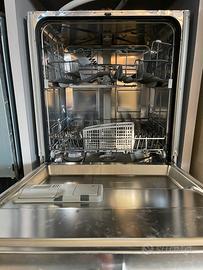 Lavastoviglie Whirlpool 12 coperti Classe A