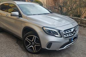 Mercedes Benz Gla 200d solo 65.000 Km 