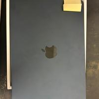 Apple Macbook Air M2 13 pollici