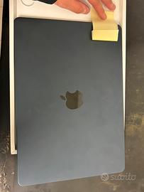 Apple Macbook Air M2 13 pollici