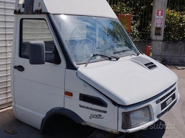 Cabina Iveco turbo Daily 35.12