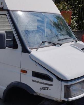 Cabina Iveco turbo Daily 35.12
