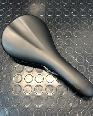 Sella MTB / Bici da corsa Fabric Scoop