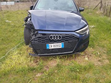 Audi A3 SPB 40 TFSI e S tronic line edition INCIDE