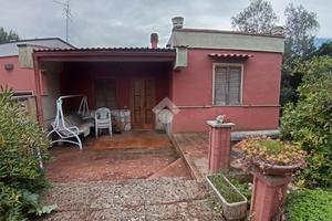 VILLA A SCHIERA A CASSANO DELLE MURGE