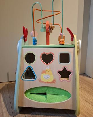 Classic World Happy Hen Activity Box (Grande Galli