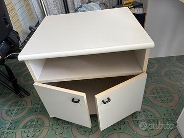 Mobiletto porta fotocopiatrice