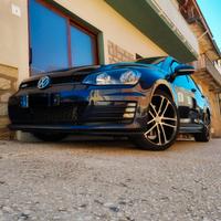VOLKSWAGEN Golf 7ª serie - 2016