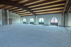 Immobile di 540 m² a Caserta