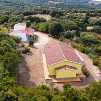 Aglientu 7 ha con 2 case indipendenti