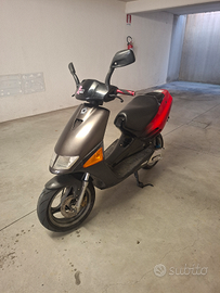 Aprilia sr replica