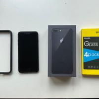 IPhone 8 Plus 64GB + cover + 3 vetri protettivi