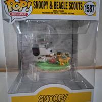 Funko pop Snoopy and beagle scouts 1587