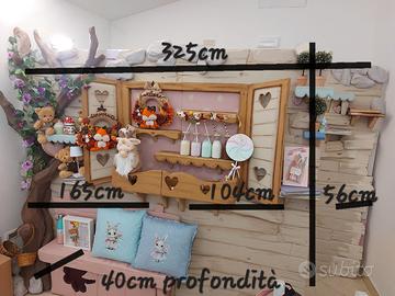 Parete decorativa e bancone fatto a mano