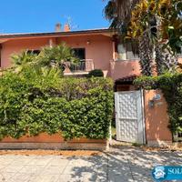 Villa a Schiera Rifinita su 2 Livelli, Mq 200