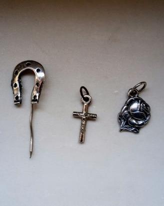 Piccoli bijoux ciondoli medagliette