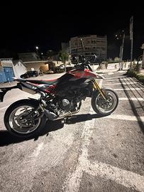 Ducati hypermotard V2 SP