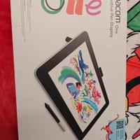 Wacom One 13,3” Display Interattivo con Penna