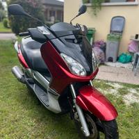 Yamaha 250 Xmax