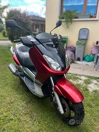 Yamaha 250 Xmax