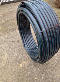 Tubo in polietilene diametro 40mm rotolo 97m 