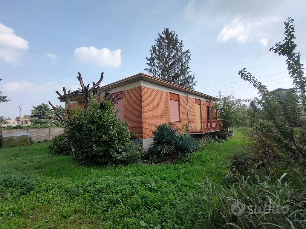 Villa di 300 m² con 4 locali e box auto doppio a L - Vista 5