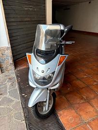 SCOOTER SKYLINER MBK 250