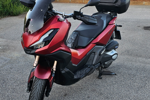 Honda Adv 350