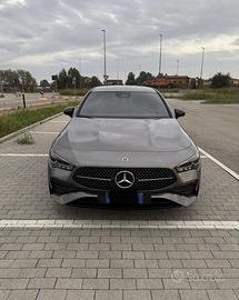 MERCEDES CLA250e
