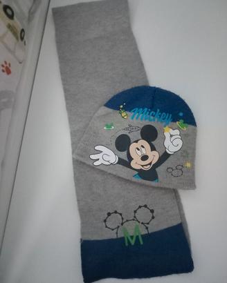 Sciarpa e cappellino