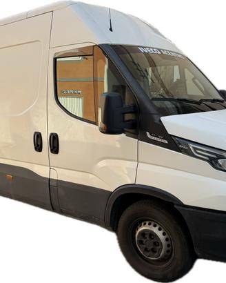 Iveco Daily 35S16 2.3 156 CV Automatico – 51.000 k