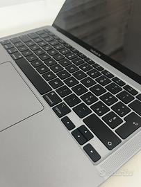 Macbook M1 Air 2020 schermo rotto